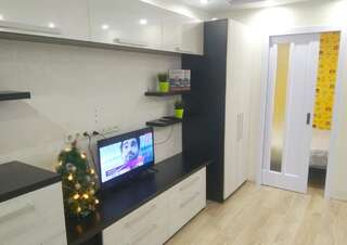 Апартаменты Nemiga, Zybitskaya! Real Center of Minsk! Nice clean apartment Минск Апартаменты с балконом-9
