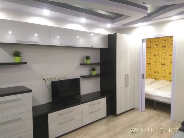 Апартаменты Nemiga, Zybitskaya! Real Center of Minsk! Nice clean apartment Минск-16
